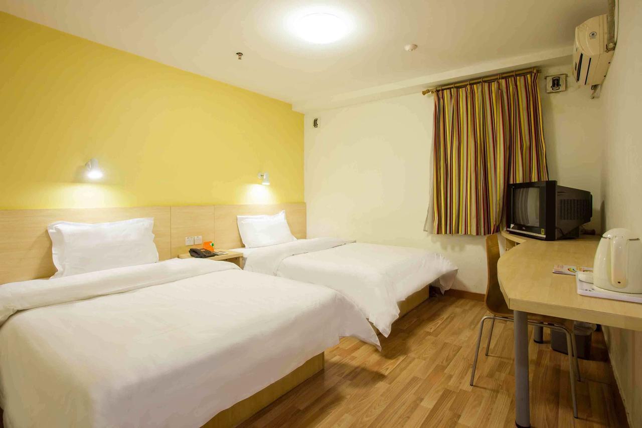 7Days Inn Shanghai Yichuan Road Esterno foto