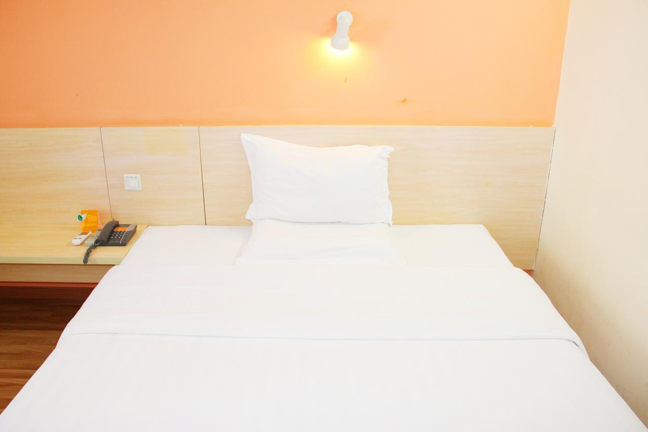7Days Inn Shanghai Yichuan Road Esterno foto